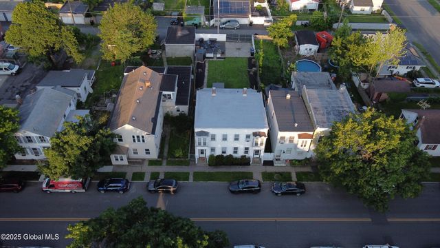 452 3rd Avenue, Troy, NY 12182