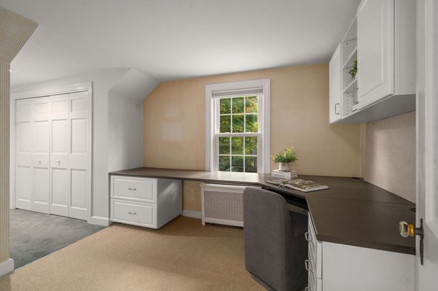 11 Martin Rd, Wellesley, MA 02481