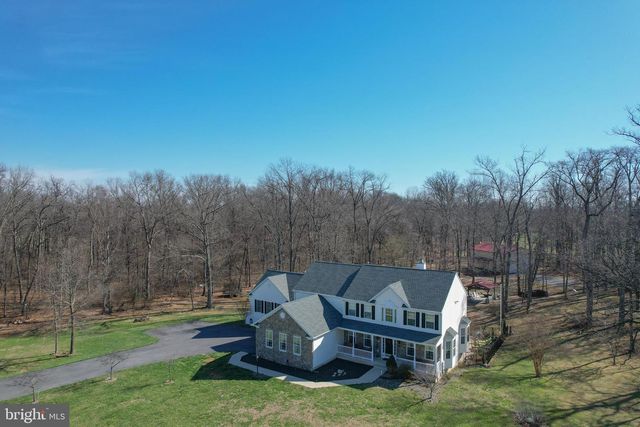 140 PARLIAMENT WAY, Charles Town, WV 25414