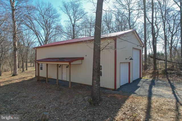 140 PARLIAMENT WAY, Charles Town, WV 25414