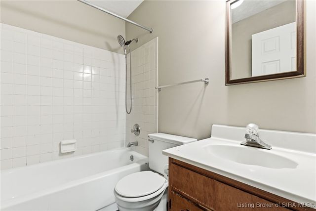 2301 Dunbar Drive, Jeffersonville, IN 47130