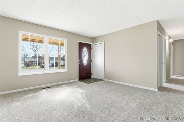 2301 Dunbar Drive, Jeffersonville, IN 47130
