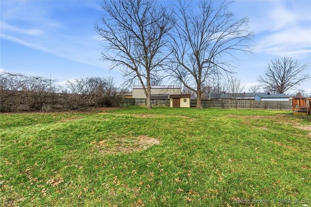 2301 Dunbar Drive, Jeffersonville, IN 47130