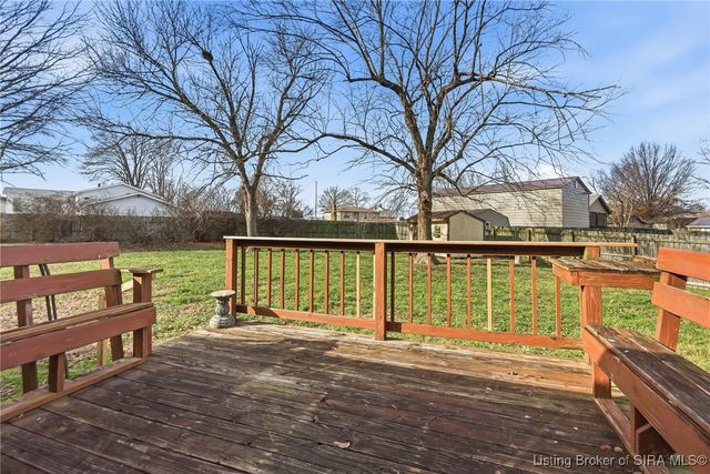 2301 Dunbar Drive, Jeffersonville, IN 47130
