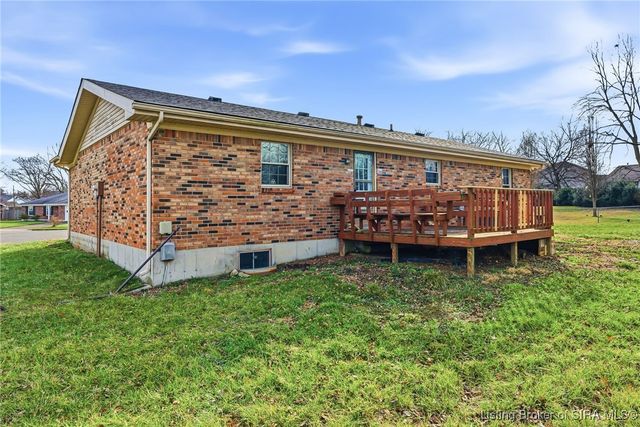 2301 Dunbar Drive, Jeffersonville, IN 47130