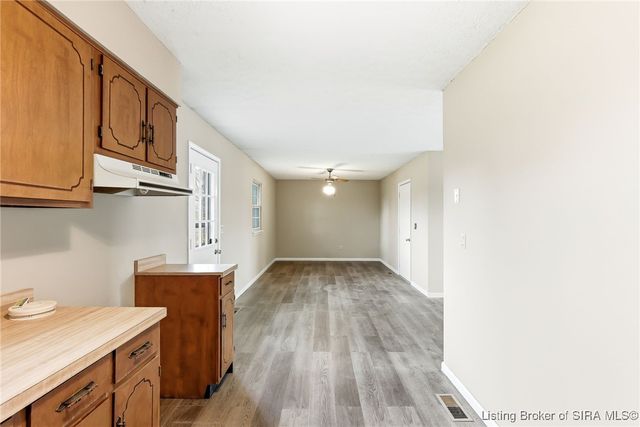 2301 Dunbar Drive, Jeffersonville, IN 47130