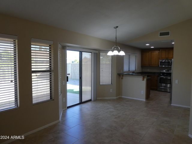 1856 W MANOR Street, Chandler, AZ 85224