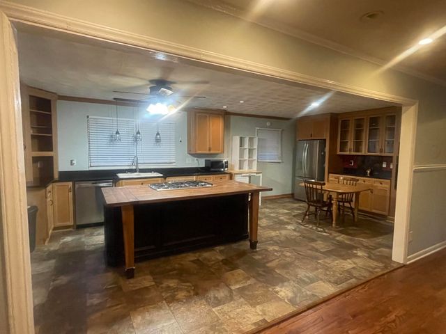 2471 Sugar Ridge Road, Boiling Springs, SC 29316