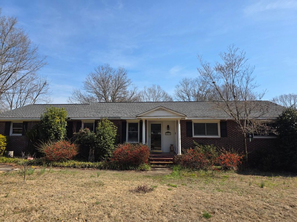 2471 Sugar Ridge Road, Boiling Springs, SC 29316