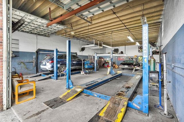 5960 SW 23rd Street, West Park, FL 33023