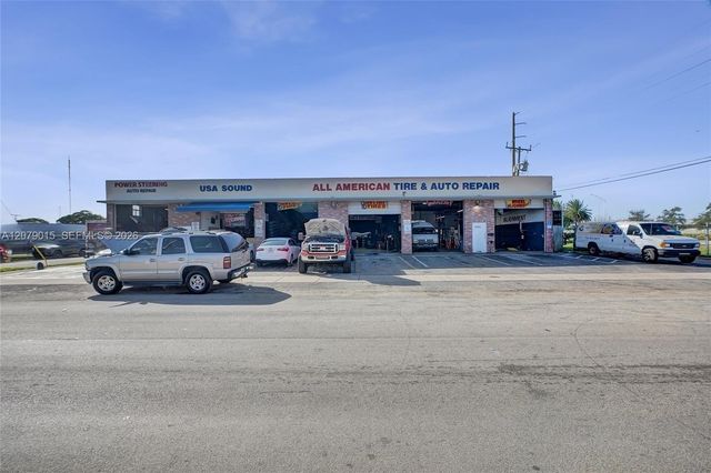 5960 SW 23rd Street, West Park, FL 33023