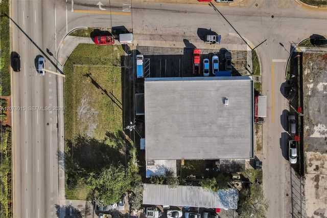 5960 SW 23rd Street, West Park, FL 33023