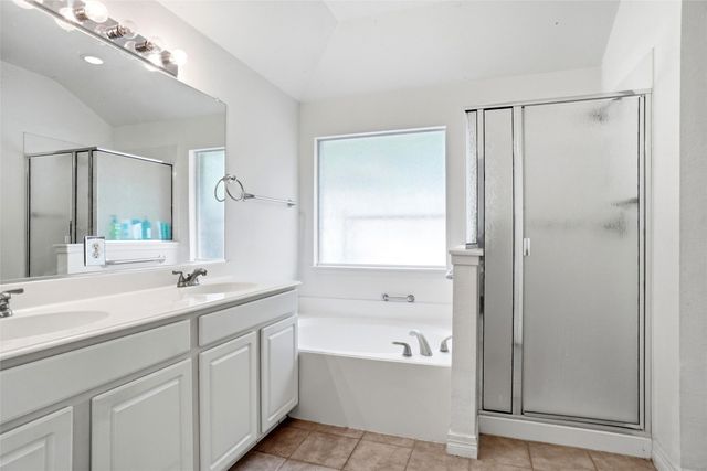 1904 Fairmount Park Drive, Denton, TX 76210