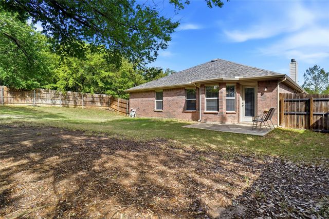 1904 Fairmount Park Drive, Denton, TX 76210