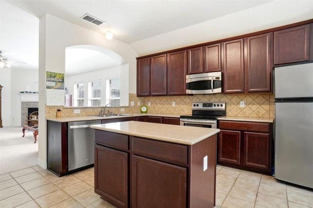 1904 Fairmount Park Drive, Denton, TX 76210