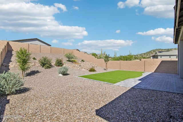 14663 N Blue Juniper Lane, Marana, AZ 85658