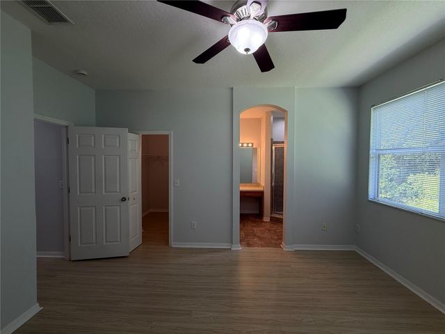 8118 STONE PATH WAY, Tampa, FL 33647