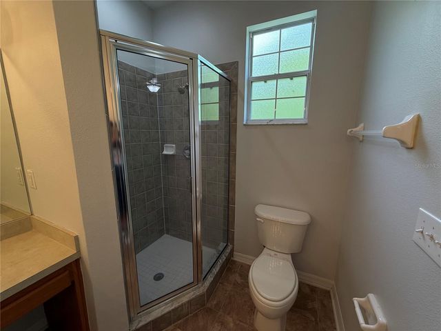 8118 STONE PATH WAY, Tampa, FL 33647