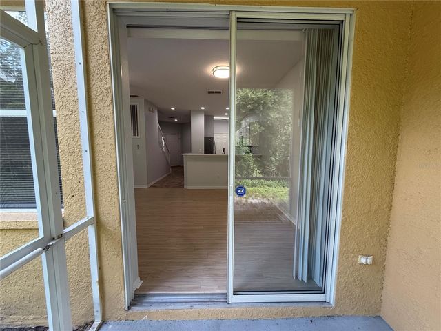 8118 STONE PATH WAY, Tampa, FL 33647