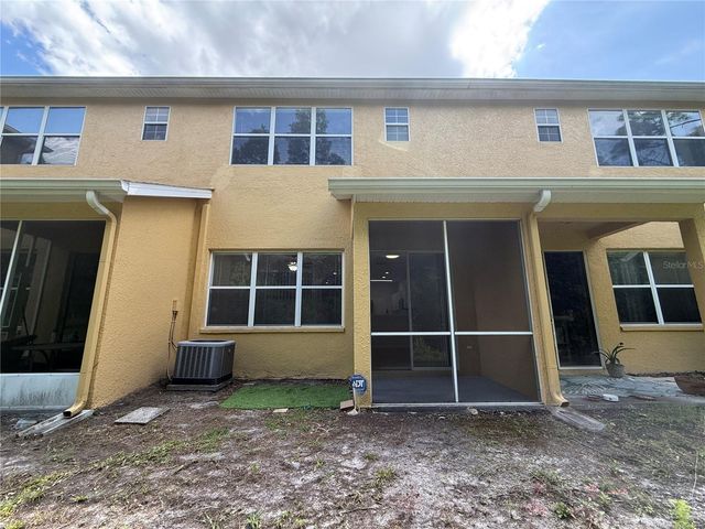 8118 STONE PATH WAY, Tampa, FL 33647