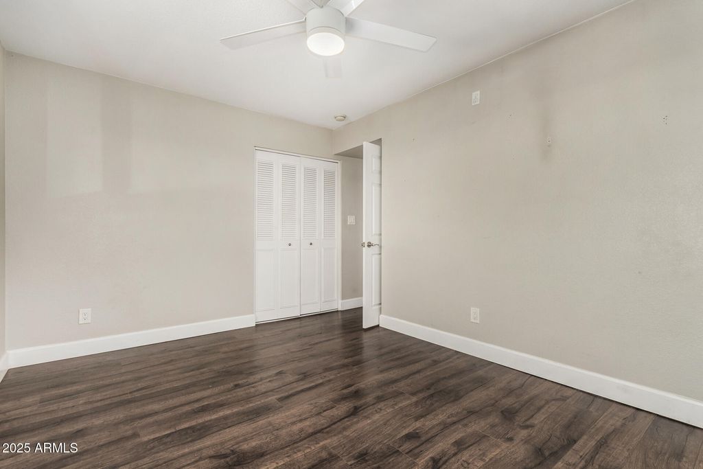 Image 31 of property listing at 1717 E PEBBLE BEACH Drive, Tempe, AZ 85282