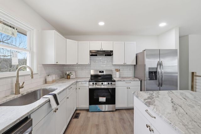 9329 Wyndover Drive, Chattanooga, TN 37421