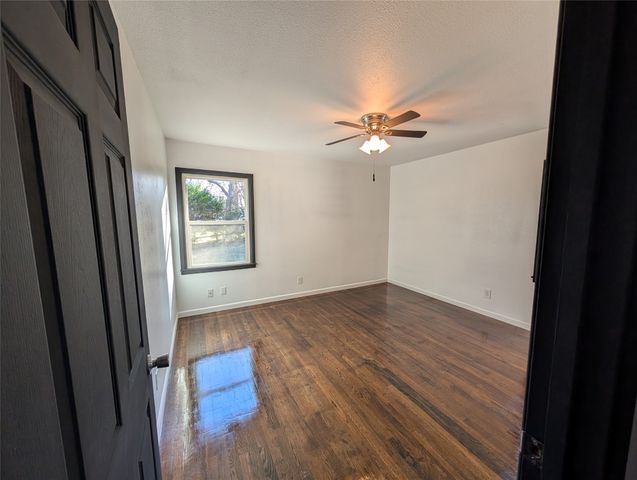 209 CEDAR Street, Hurst, TX 76053