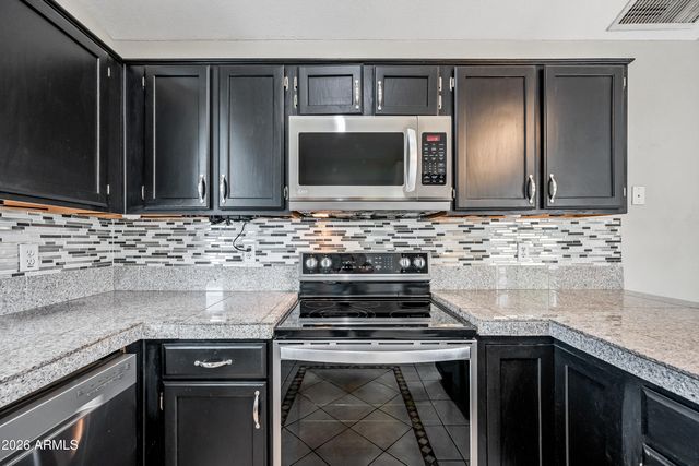 610 N ROSEMONT Circle, Mesa, AZ 85205