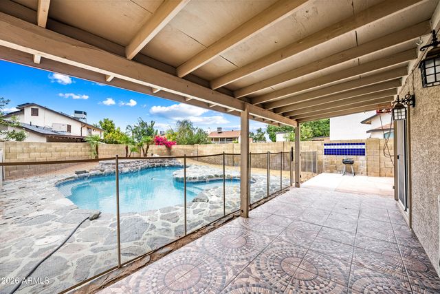 610 N ROSEMONT Circle, Mesa, AZ 85205