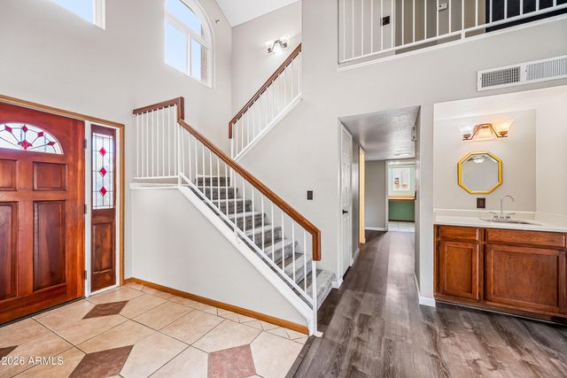 610 N ROSEMONT Circle, Mesa, AZ 85205
