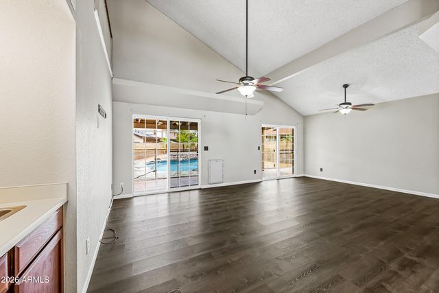 610 N ROSEMONT Circle, Mesa, AZ 85205
