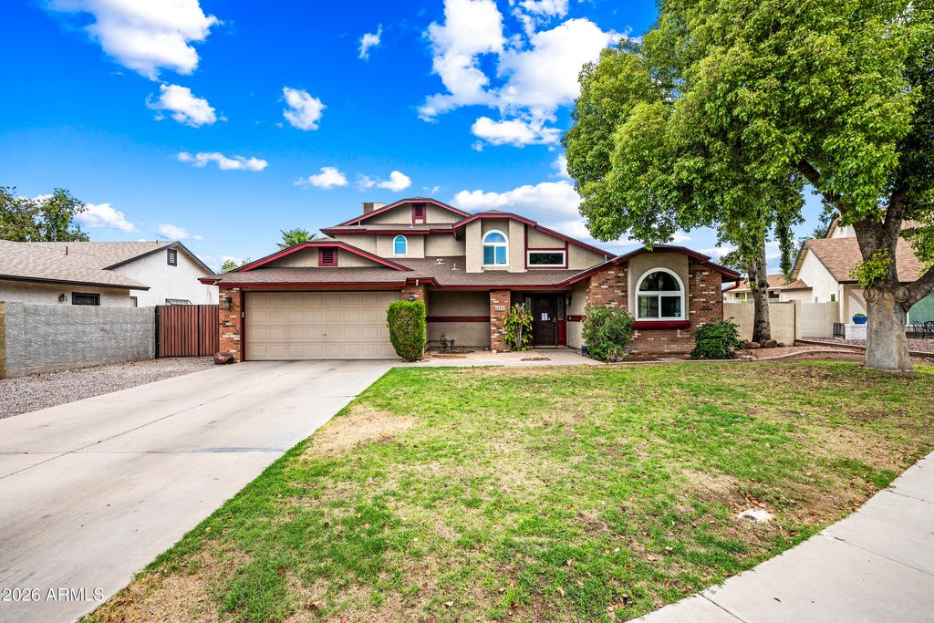 610 N ROSEMONT Circle, Mesa, AZ 85205