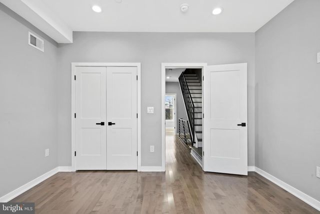 516 PIERCE ST, Philadelphia, PA 19148