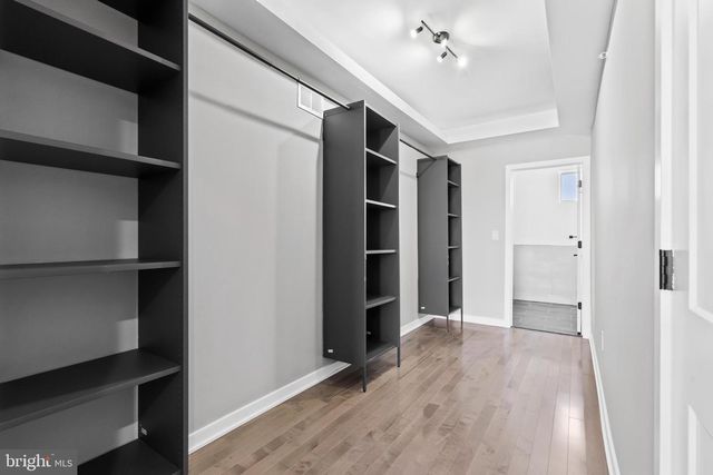 516 PIERCE ST, Philadelphia, PA 19148