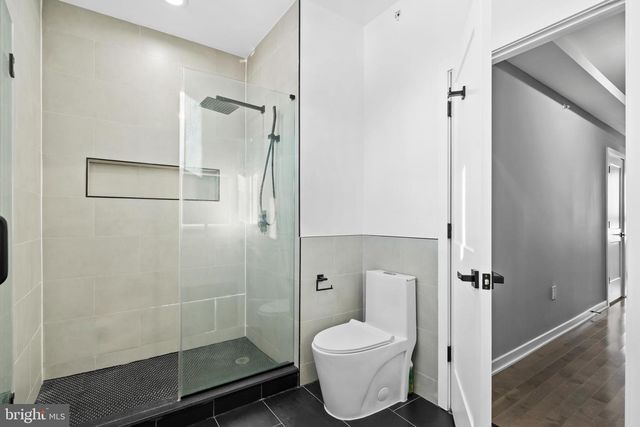 516 PIERCE ST, Philadelphia, PA 19148