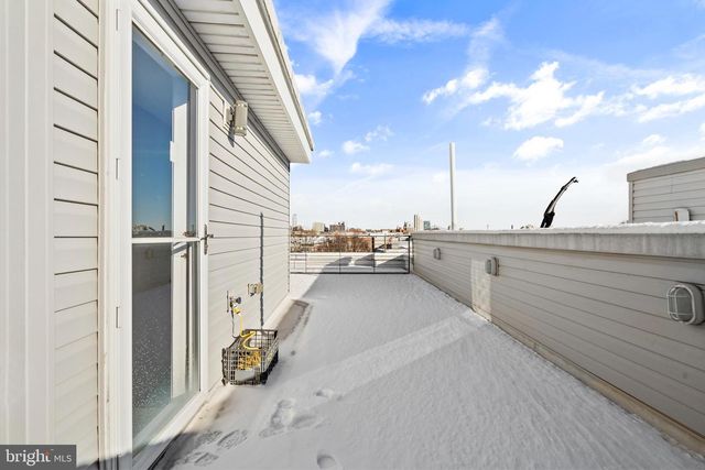 516 PIERCE ST, Philadelphia, PA 19148