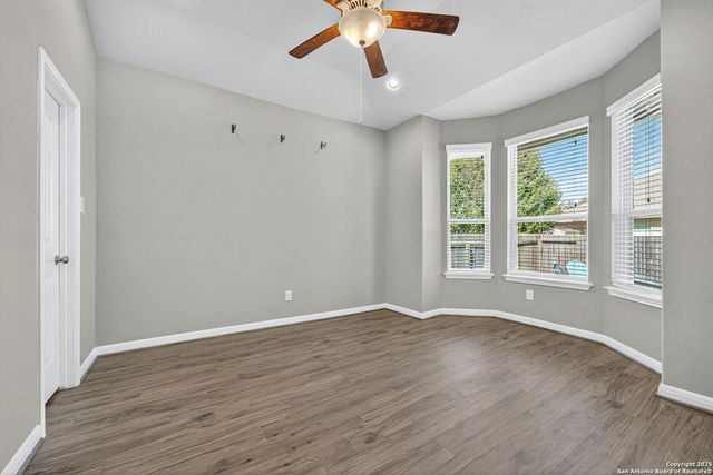 9743 Monken, Boerne, TX 78006