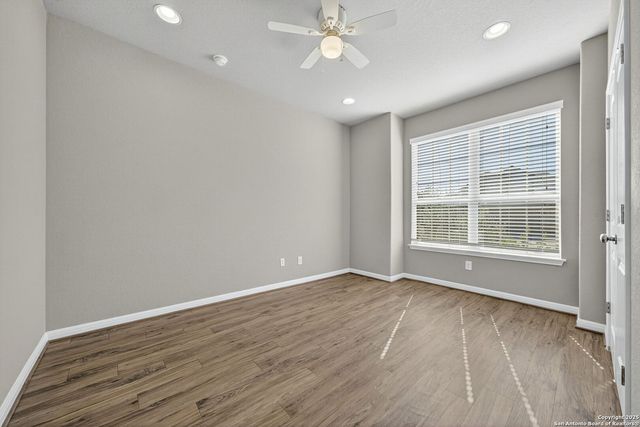 9743 Monken, Boerne, TX 78006