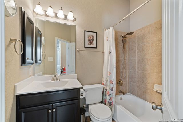 9743 Monken, Boerne, TX 78006