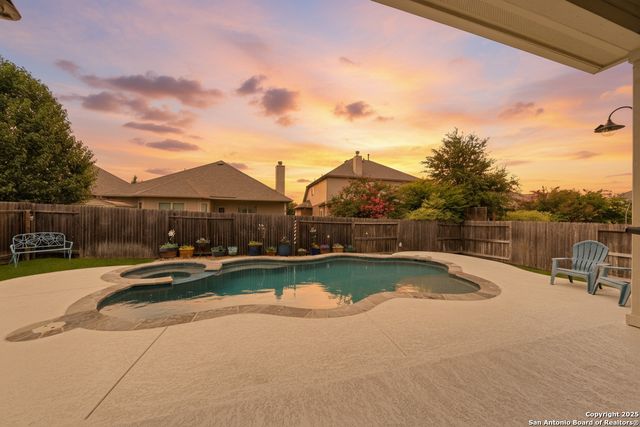 9743 Monken, Boerne, TX 78006