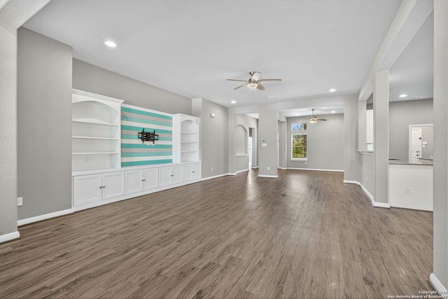 9743 Monken, Boerne, TX 78006