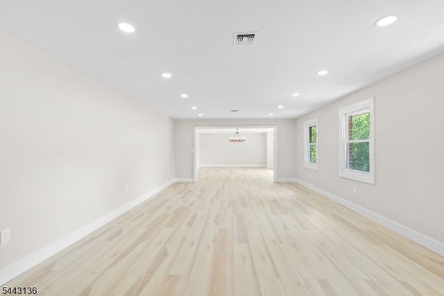 14 Lewisburg Rd, Wantage Twp., NJ 07461