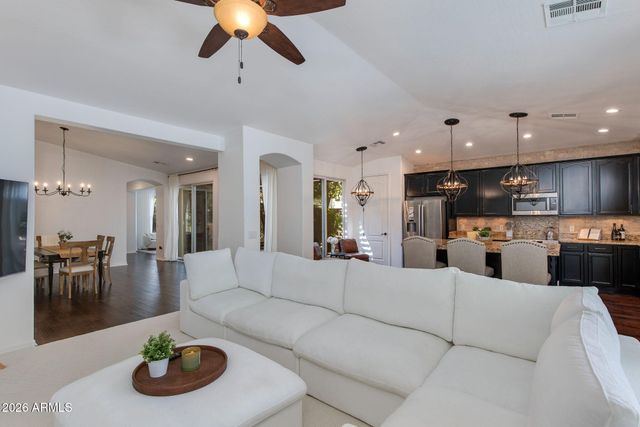 904 E MEAD Drive, Chandler, AZ 85249