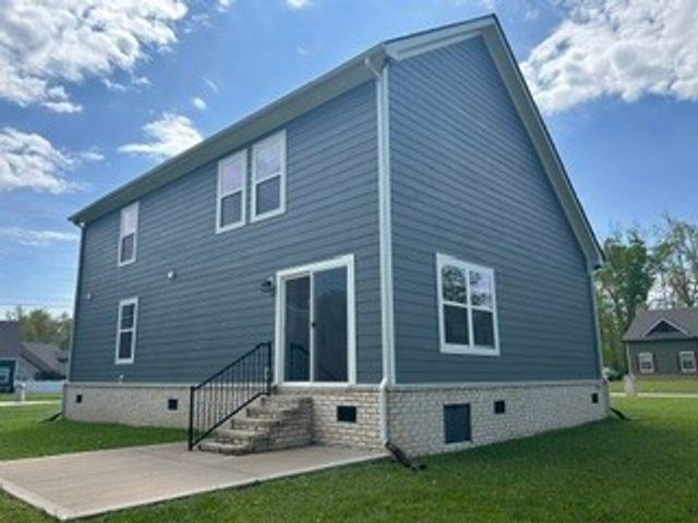 357 Oak Glen Dr, Smithville, TN 37166