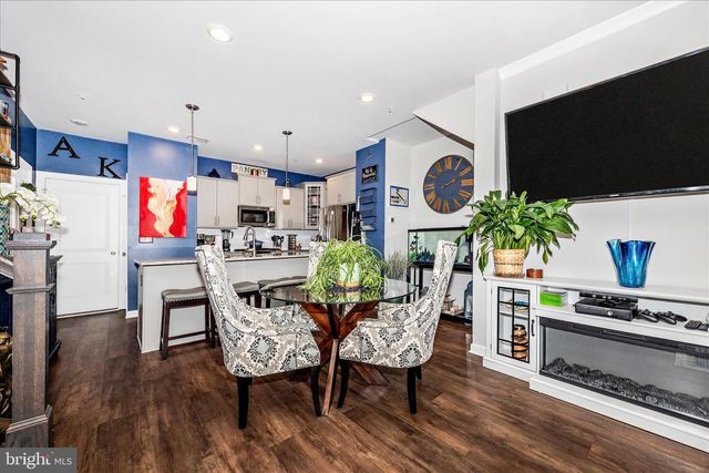 6036 FORUM SQ, Frederick, MD 21703