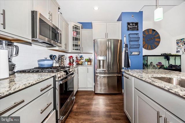 6036 FORUM SQ, Frederick, MD 21703