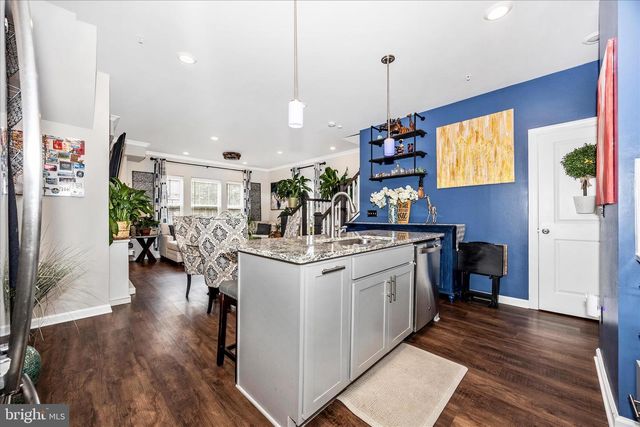 6036 FORUM SQ, Frederick, MD 21703