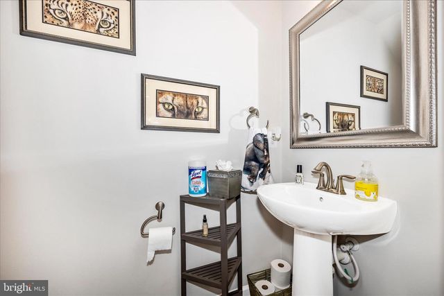 6036 FORUM SQ, Frederick, MD 21703