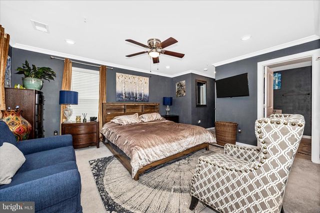 6036 FORUM SQ, Frederick, MD 21703