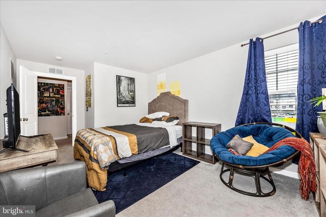 6036 FORUM SQ, Frederick, MD 21703